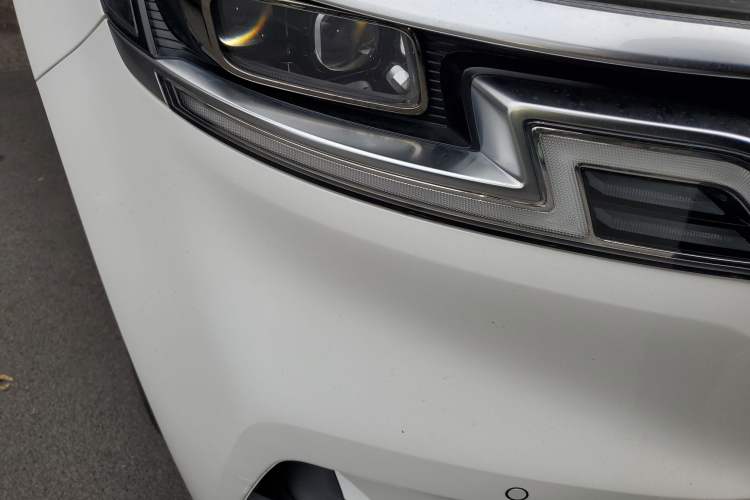 Used Kia Carnival 2021 2.0T Flagship Edition Right Front Headlight