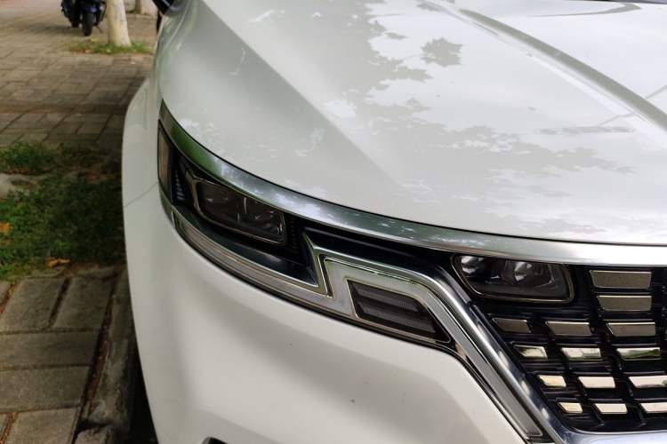 Used Kia Carnival 2021 2.0T Luxury Tech Edition Right Front Headlight