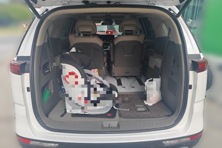 Used Kia Carnival 2021 2.0T Flagship Edition Trunk