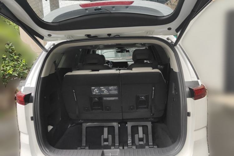 Used Kia Carnival 2021 2.0T Flagship Edition Trunk