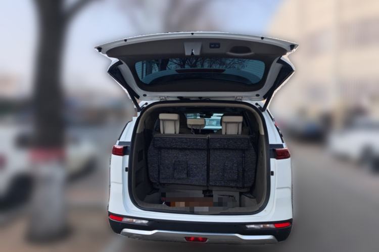 Used Kia Carnival 2021 2.0T Flagship Edition Trunk