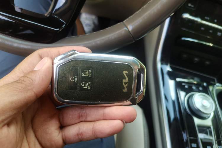 Used Kia Carnival 2021 2.0T Flagship Edition Vehicle Key