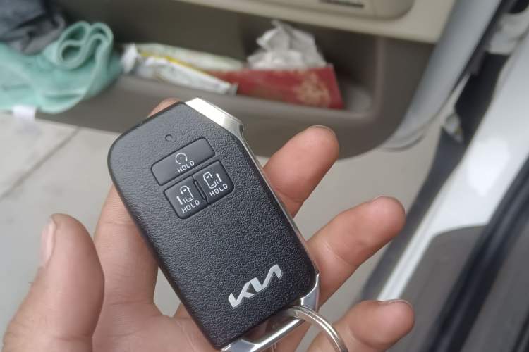 Used Kia Carnival 2021 2.0T Flagship Edition Vehicle Key