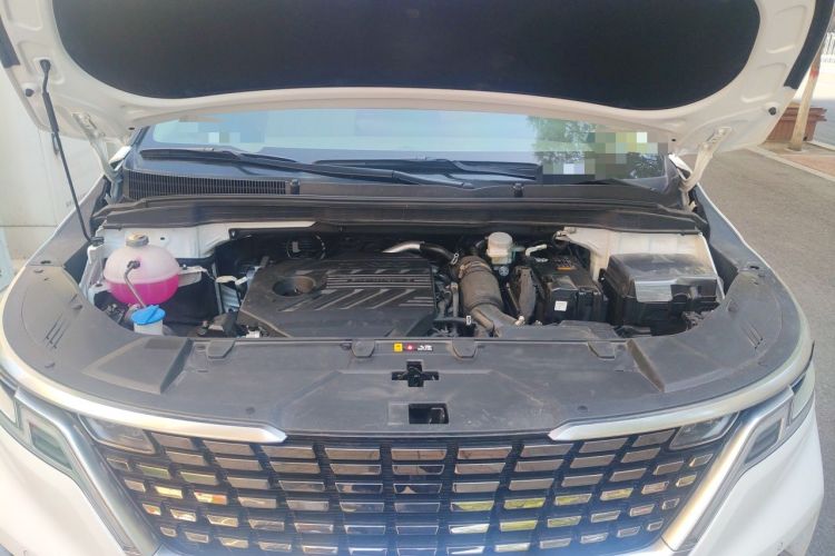 Used Kia Carnival 2026 Model 2.0T Luxury Tech Edition Engine Bay