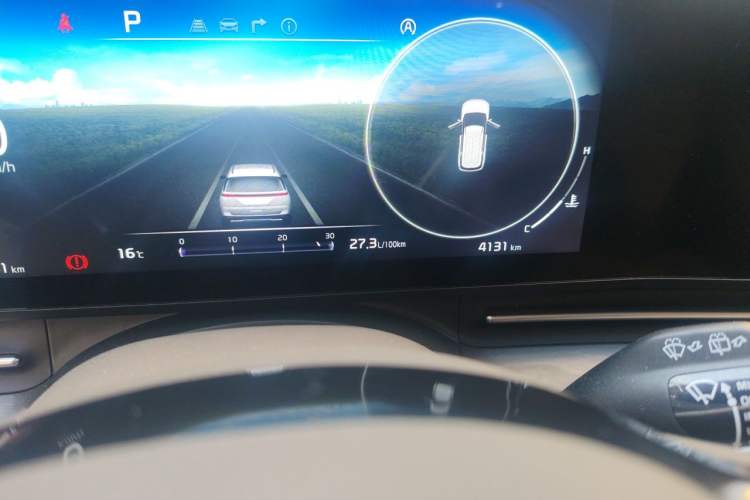 Used Kia Carnival 2026 Model 2.0T Luxury Tech Edition Odometer Close Up