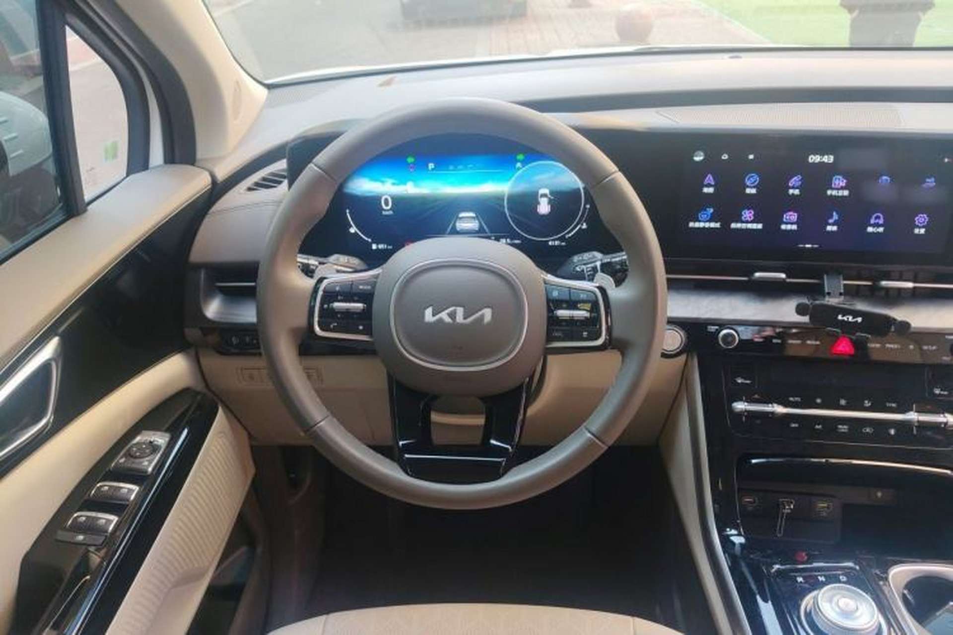 Used Kia Carnival 2026 Model 2.0T Luxury Tech Edition Steering Wheel