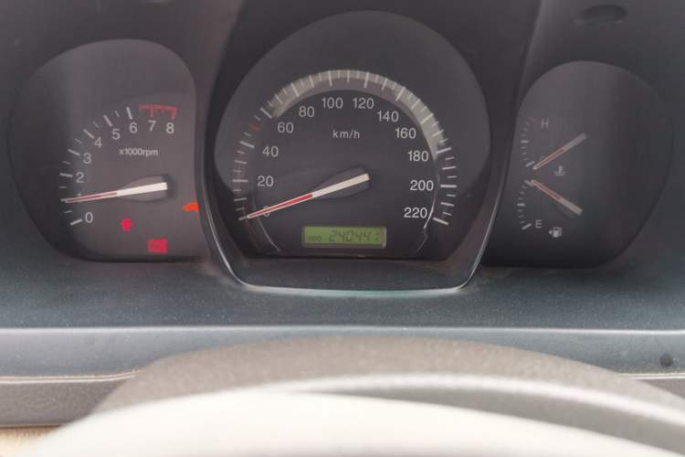 Used Kia Cerato 2007 1.6L MT GL Odometer Close Up