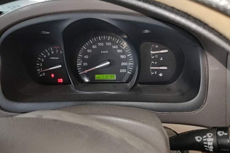 Used Kia Cerato 2007 1.6L MT GL Odometer Close Up