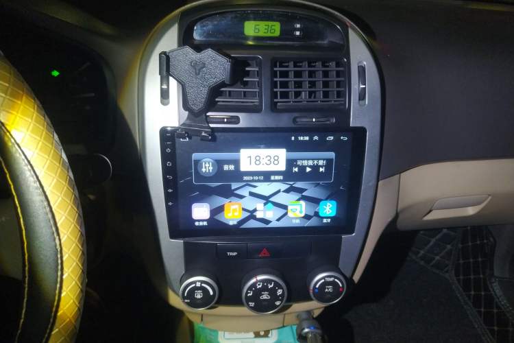 Used Kia Cerato 2007 1.6L MT GL Audio And AC Panel