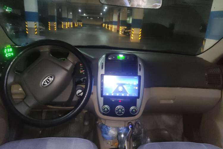 Used Kia Cerato 2007 1.6L MT GL Center Console