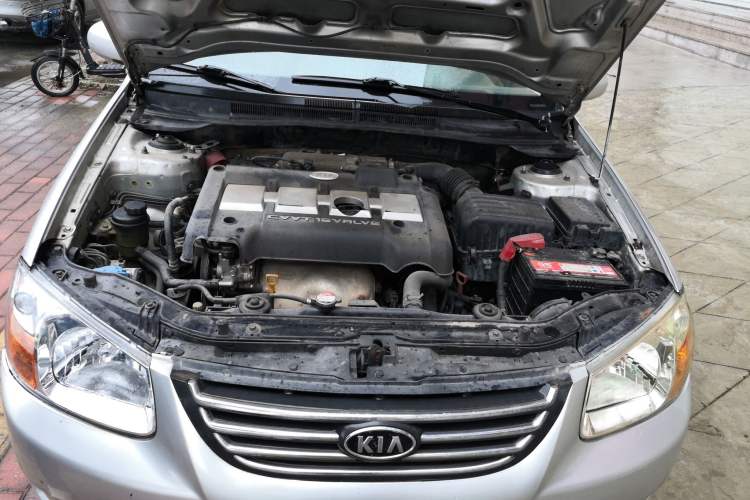 Used Kia Cerato 2007 1.6L AT GL Engine Bay