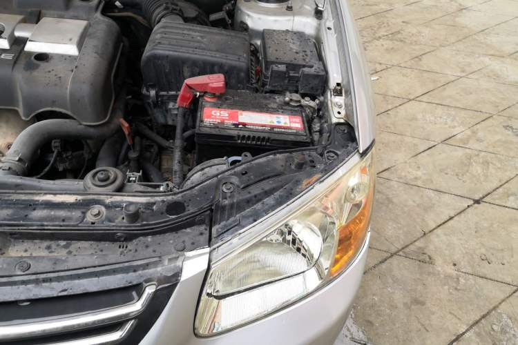 Used Kia Cerato 2007 1.6L AT GL Engine Bay Left