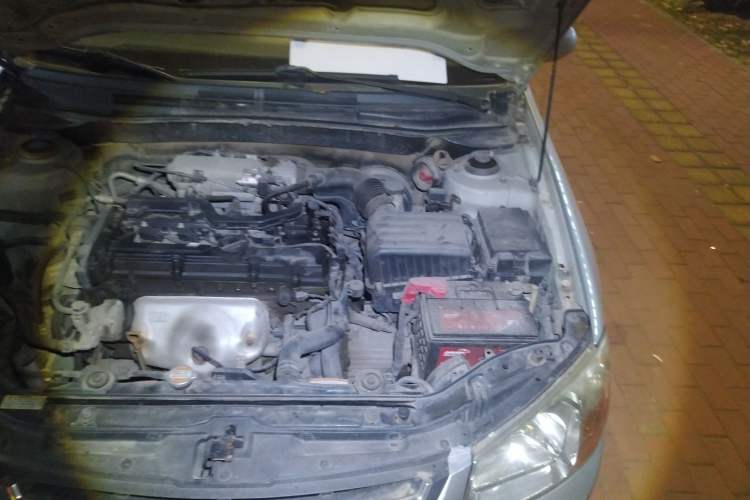 Used Kia Cerato 2007 1.6L MT GL Engine Bay Left