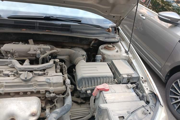 Used Kia Cerato 2007 1.6L MT GL Engine Bay Left