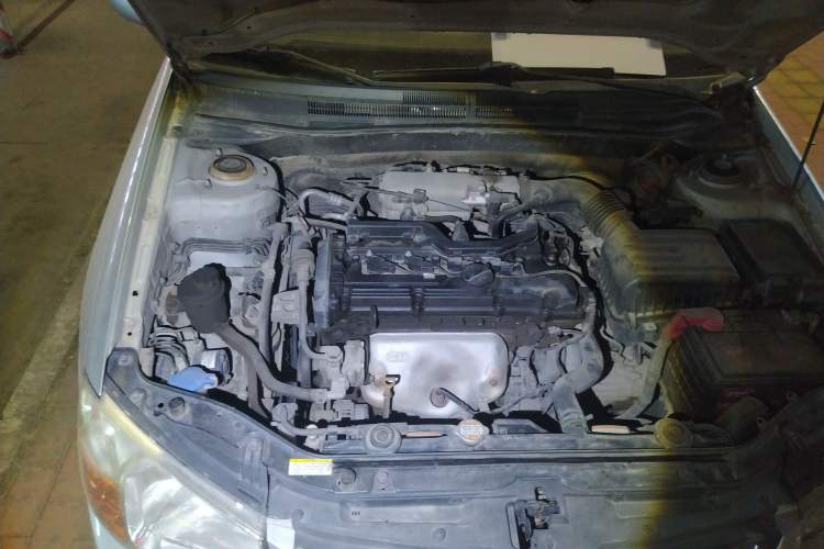 Used Kia Cerato 2007 1.6L MT GL Engine Bay Right