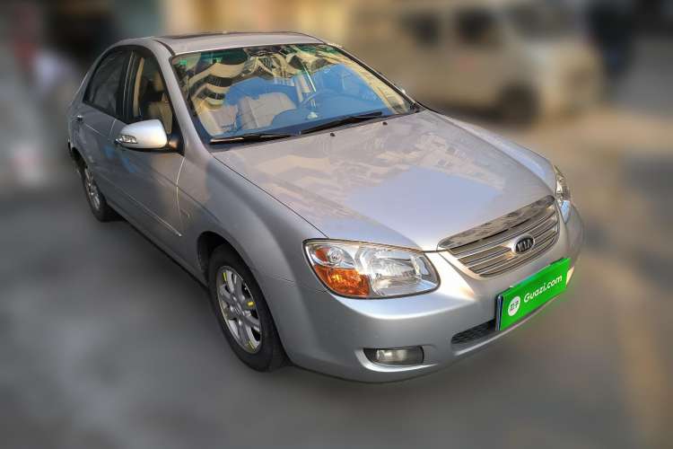 Used Kia Cerato 2007 1.6L MT GLS Front Right 45 Deg