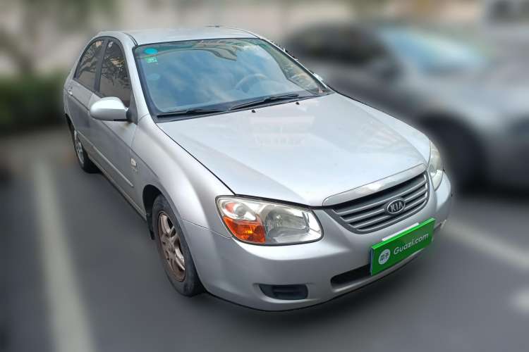 Used Kia Cerato 2007 1.6L MT GL Front Right 45 Deg