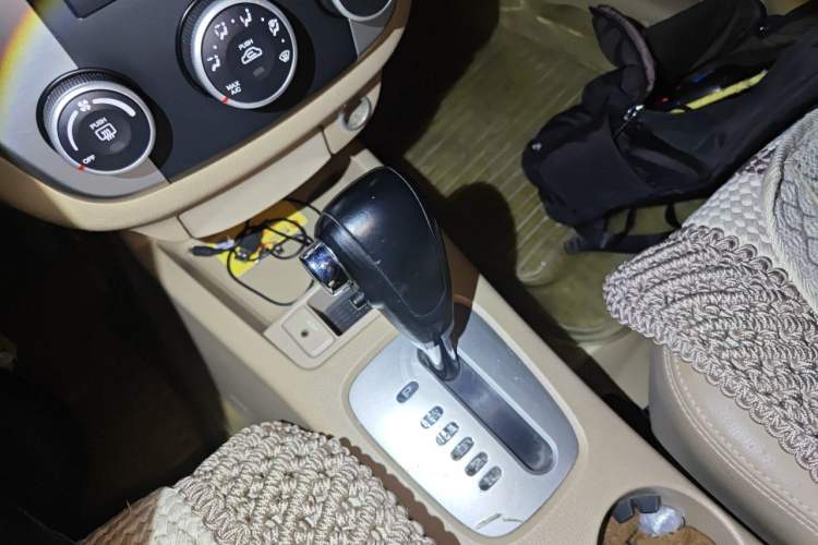 Used Kia Cerato 2007 1.6L AT GLS Gear Lever