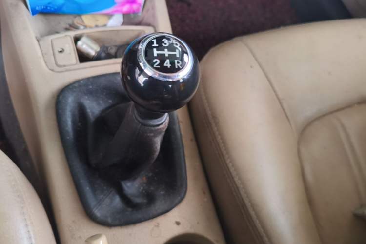 Used Kia Cerato 2007 1.8L MT TOP Gear Lever
