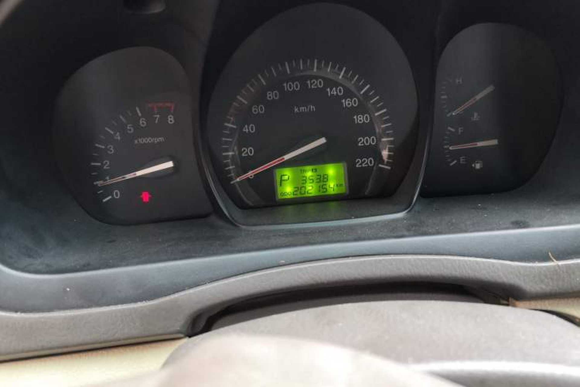 Used Kia Cerato 2007 1.6L AT GL Instrument Cluster