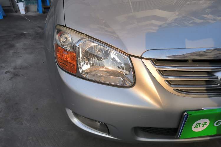 Used Kia Cerato 2007 1.6L MT GLS Right Front Headlight