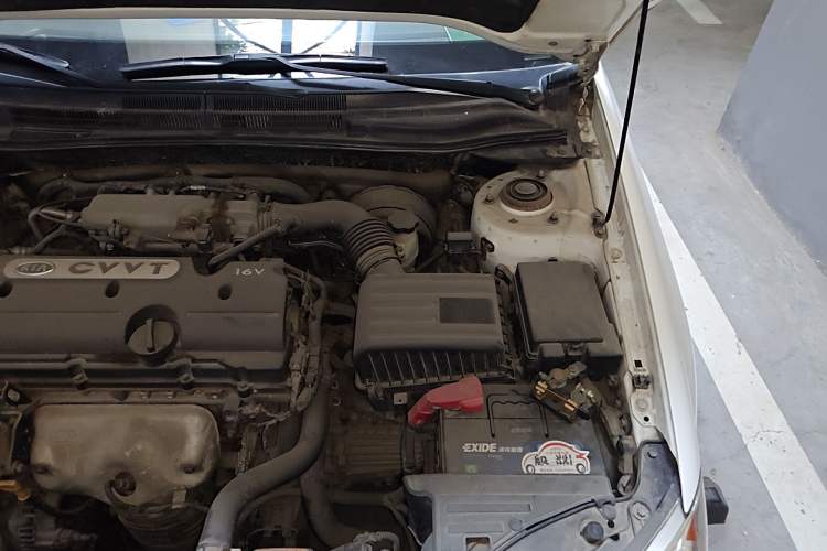 Used Kia Cerato 2007 1.6L MT GLS Engine Bay Left