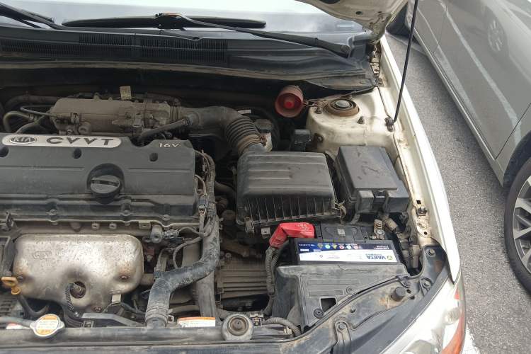 Used Kia Cerato 2007 1.6L MT GLS Engine Bay Left