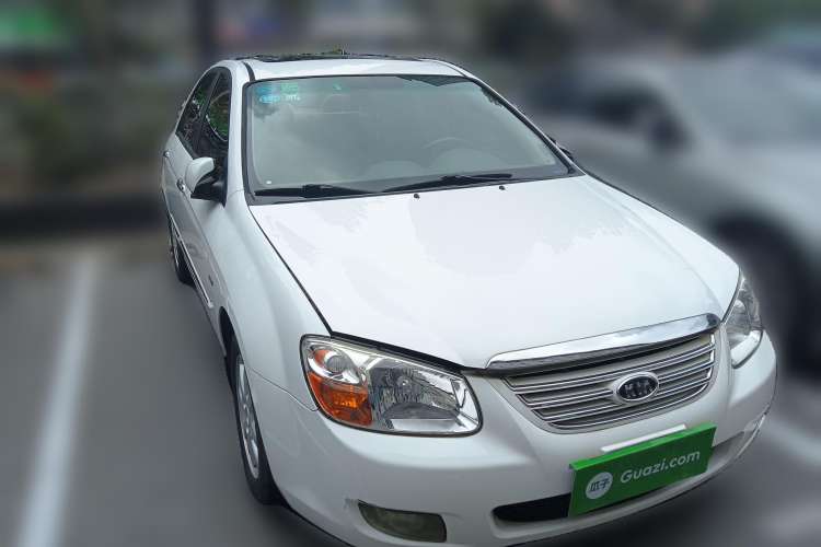Used Kia Cerato 2007 1.6L MT GLS Front Right 45 Deg