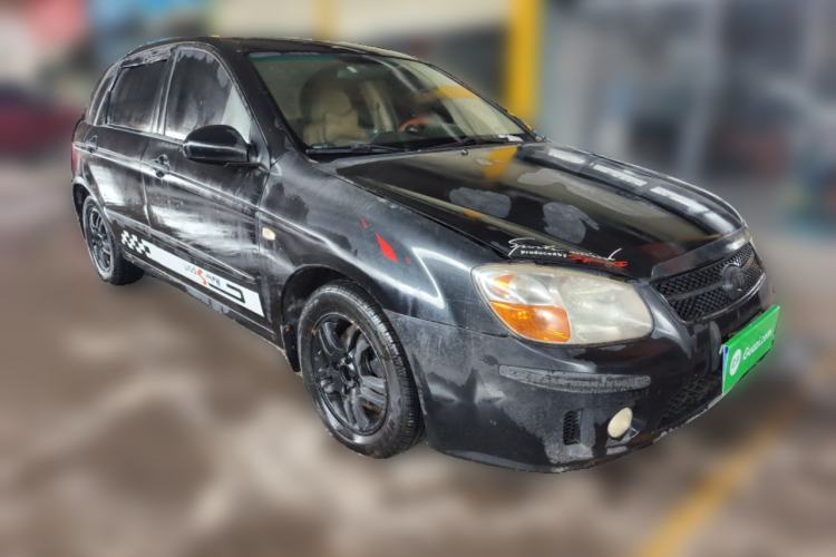 Used Kia Cerato 2008 European-style 1.6 MT GL Front Right 45 Deg