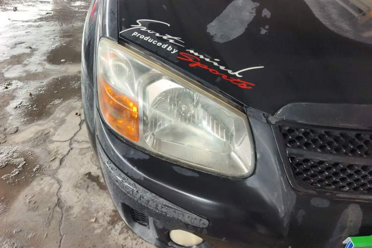 Used Kia Cerato 2008 European-style 1.6 MT GL Right Front Headlight