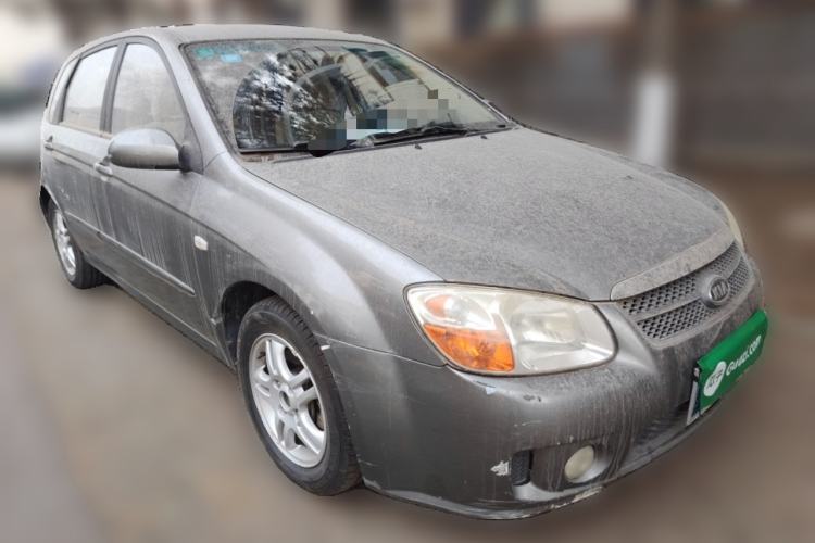 Used Kia Cerato 2008 European-style 1.6 MT GL Front Right 45 Deg