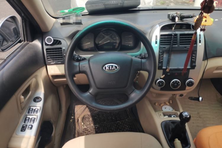Used Kia Cerato 2008 European-style 1.6 MT GL Steering Wheel
