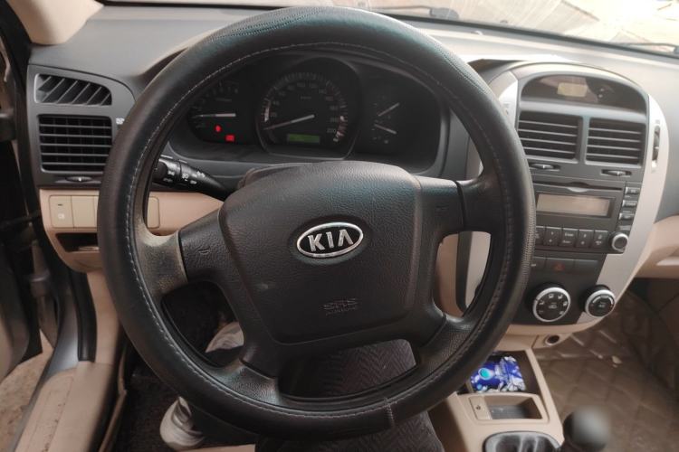 Used Kia Cerato 2008 European-style 1.6 MT GL Steering Wheel