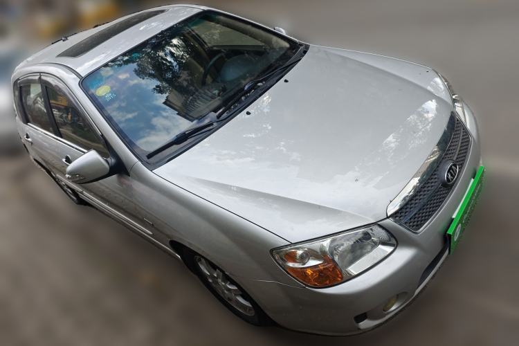 Used Kia Cerato 2008 European-style 1.6 MT GLS Front Right 45 Deg