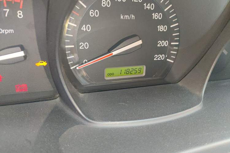 Used Kia Cerato 2008 European-style 1.6 MT GL Odometer Close Up