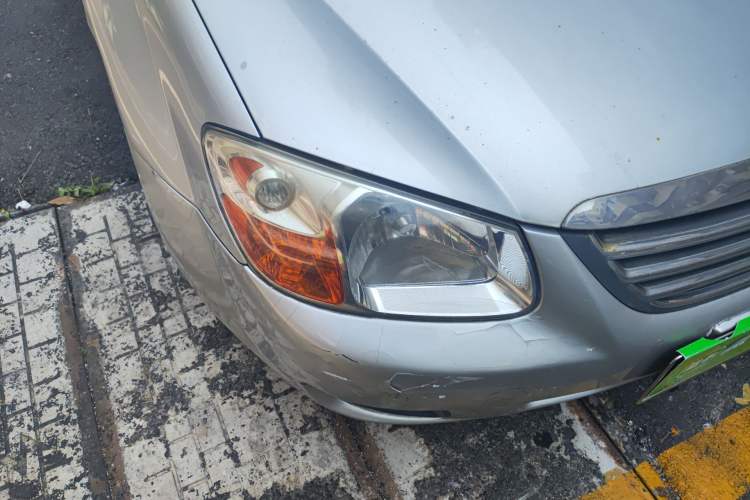 Used Kia Cerato 2008 European-style 1.6 MT GL Right Front Headlight