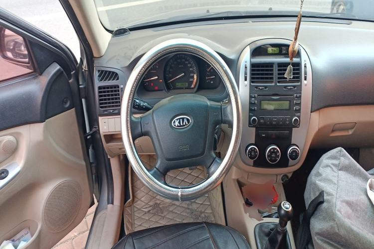 Used Kia Cerato 2008 European-style 1.6 MT GL Steering Wheel