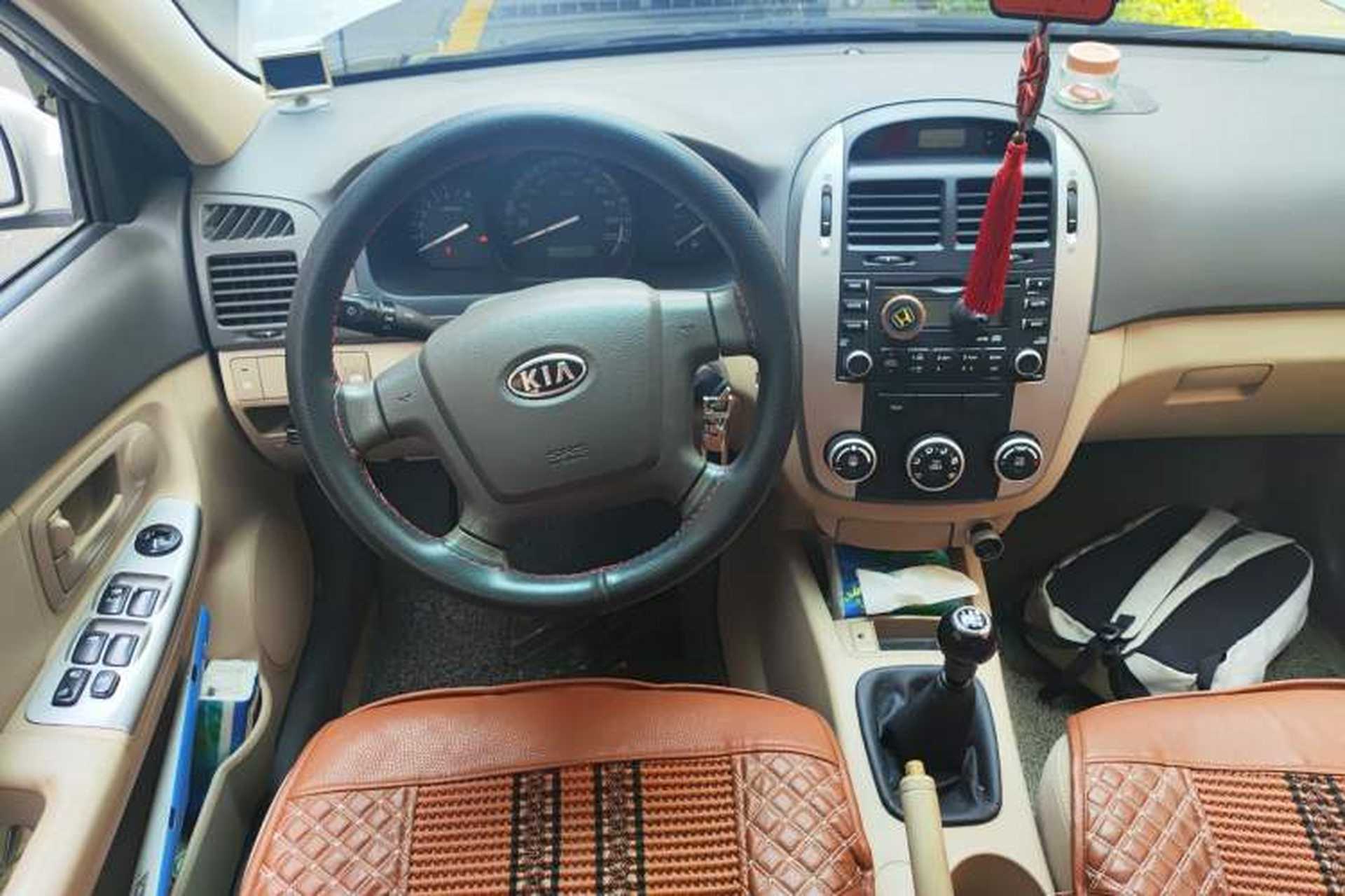 Used Kia Cerato 2008 European-style 1.6 MT GL Steering Wheel