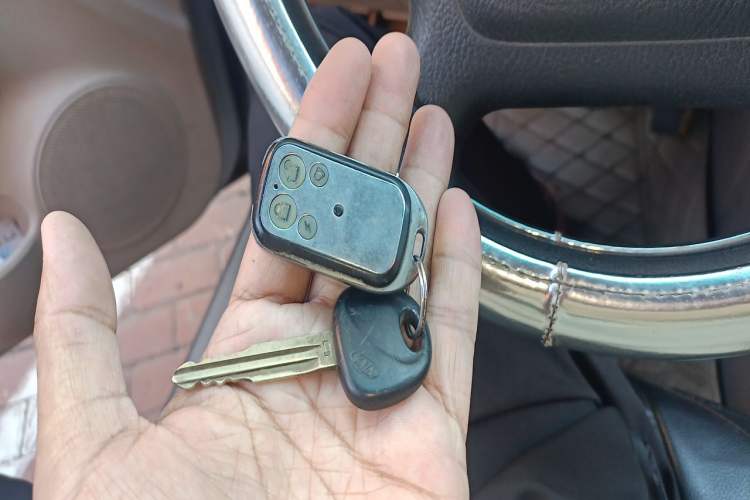 Used Kia Cerato 2008 European-style 1.6 MT GL Vehicle Key
