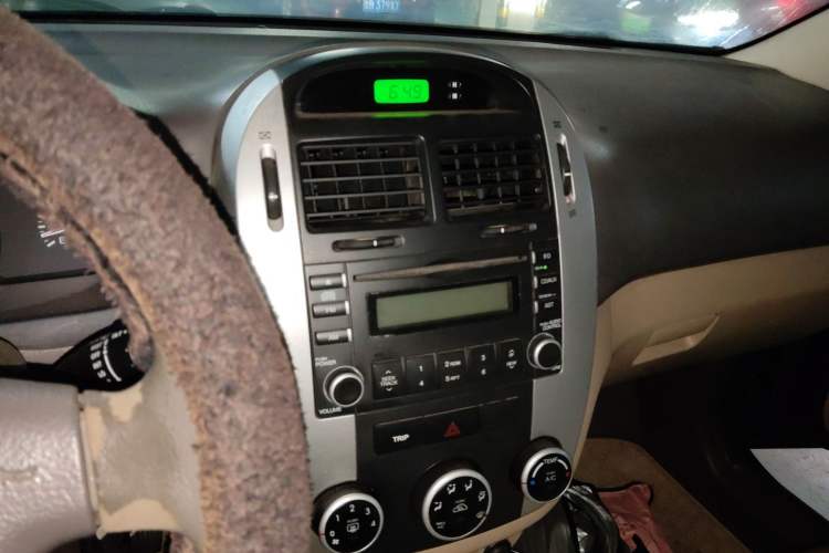 Used Kia Cerato 2010 1.6L MT GL Audio And AC Panel