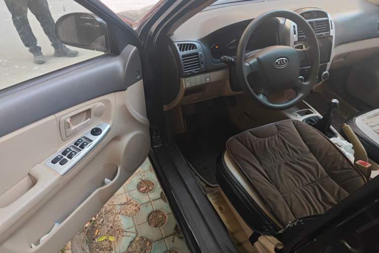 Used Kia Cerato 2010 1.6L MT GL Driver Seat