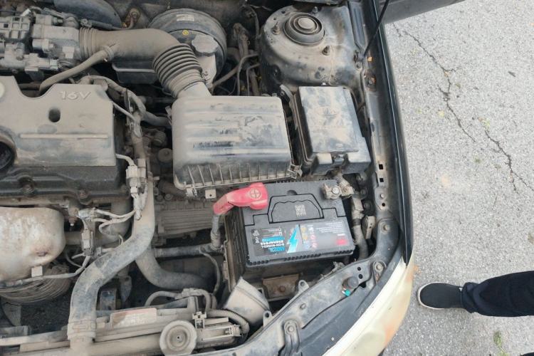 Used Kia Cerato 2010 1.6 AT GL Engine Bay Left