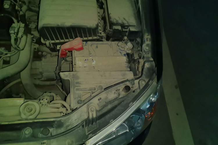 Used Kia Cerato 2010 1.6L MT GL Engine Bay Left