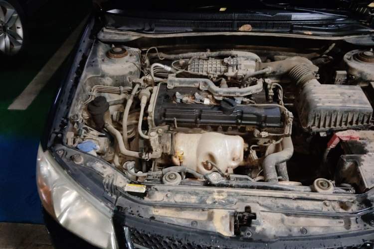Used Kia Cerato 2010 1.6L MT GL Engine Bay Right
