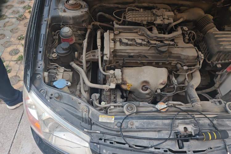 Used Kia Cerato 2010 1.6L MT GL Engine Bay Right