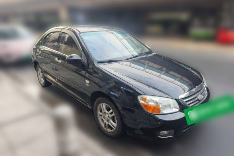 Used Kia Cerato 2010 1.6L MT GL Front Right 45 Deg