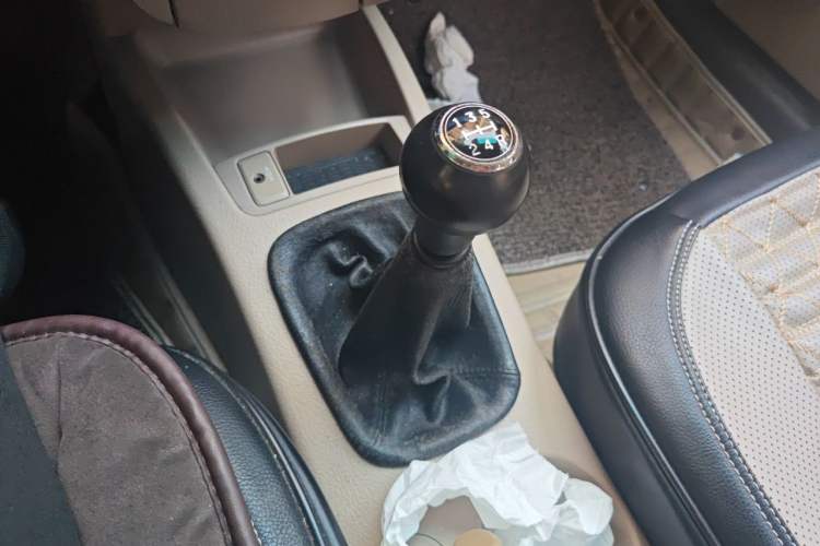 Used Kia Cerato 2010 1.6L MT GL Gear Lever