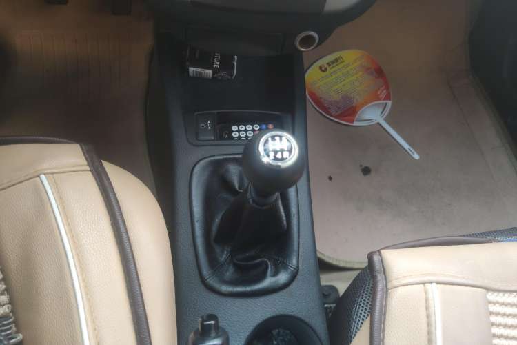 Used Kia Cerato 2010 1.6L MT GL Gear Lever