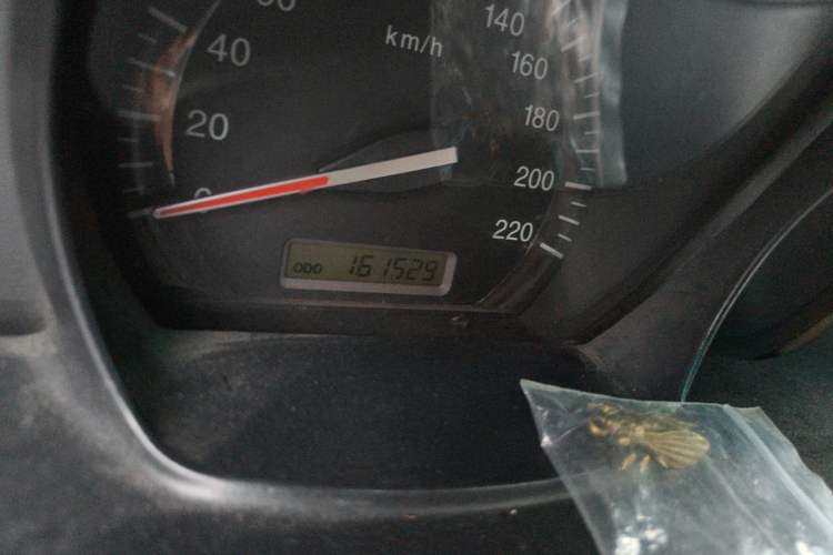 Used Kia Cerato 2010 1.6 AT GL Odometer Close Up