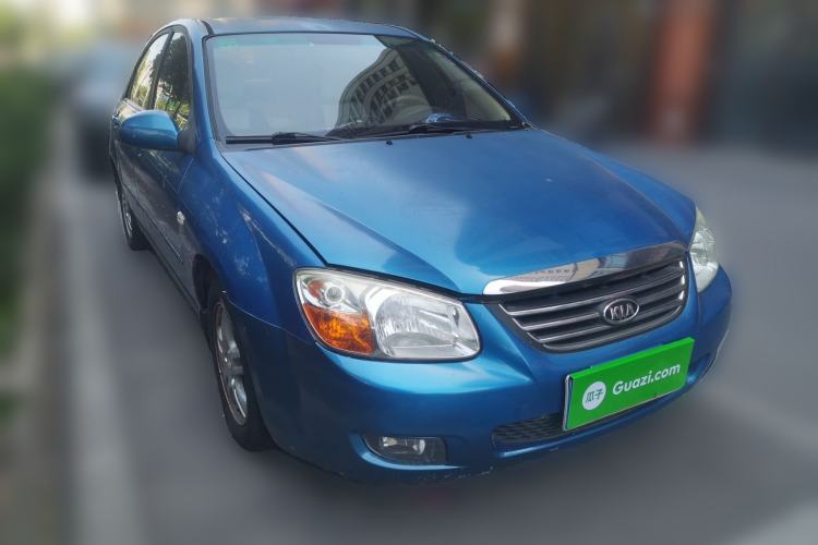 Used Kia Cerato 2010 1.6L MT GL Front Right 45 Deg